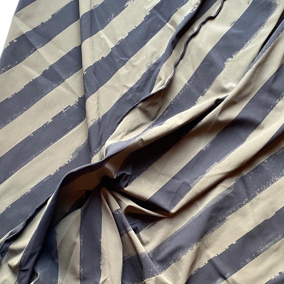 Porto SF Elegant Asymmetrical Black and Green Skirt Size 3 (10) M - Picture 5 of 9